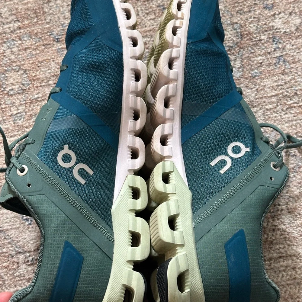 On Running Men's Teal and Green Cloudflow Running Sneakers
